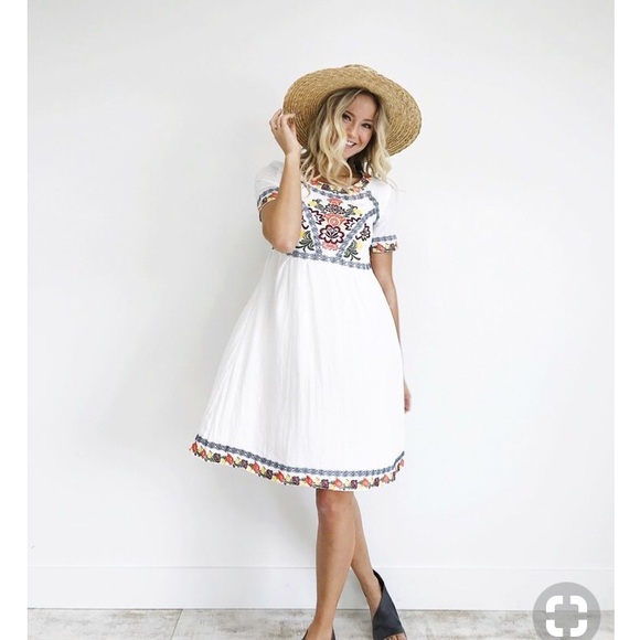 Orange creek white embroidered dress Clearance